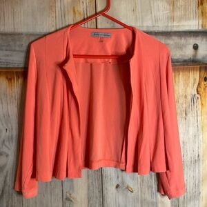 Danny & Nicole NWOT Stretchy Cropped Open Blazer
